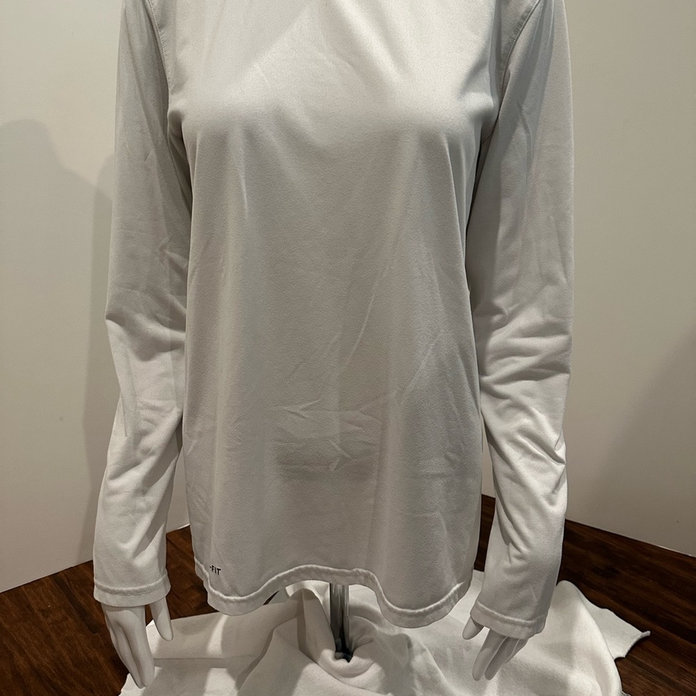 Nike Classic White Long Sleeve Tee